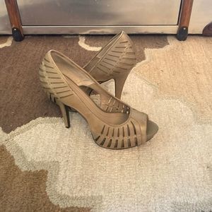 Bcbg generation heels size 8